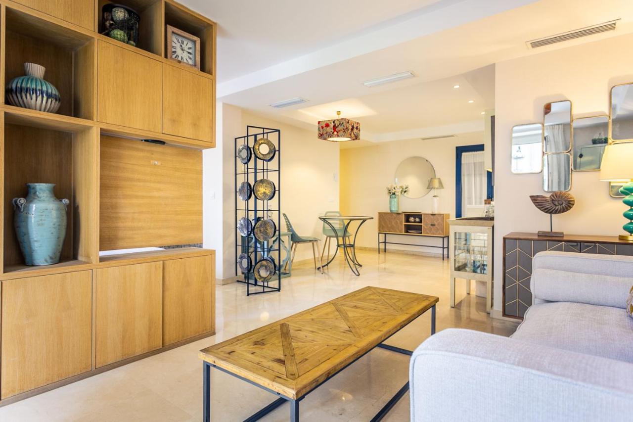 Apartamento Living By Cathedral Sevilla Kültér fotó