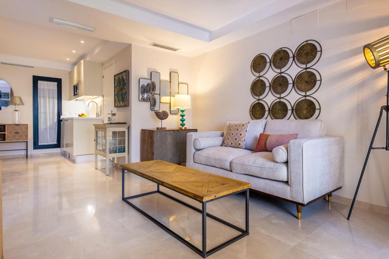 Apartamento Living By Cathedral Sevilla Kültér fotó