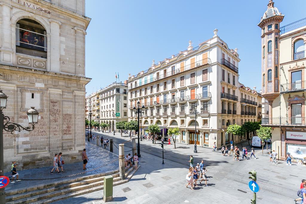 Apartamento Living By Cathedral Sevilla Kültér fotó