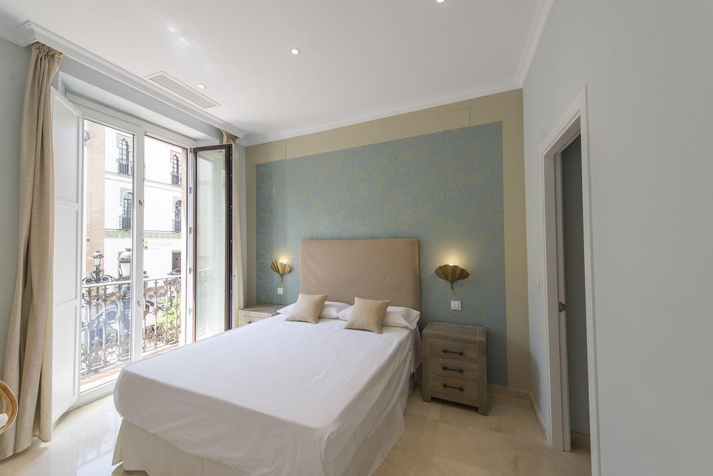 Apartamento Living By Cathedral Sevilla Kültér fotó