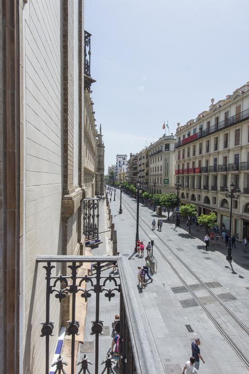 Apartamento Living By Cathedral Sevilla Kültér fotó