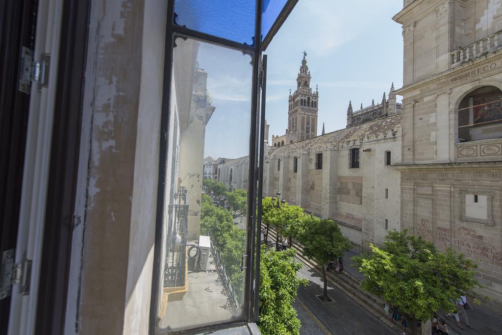 Apartamento Living By Cathedral Sevilla Kültér fotó