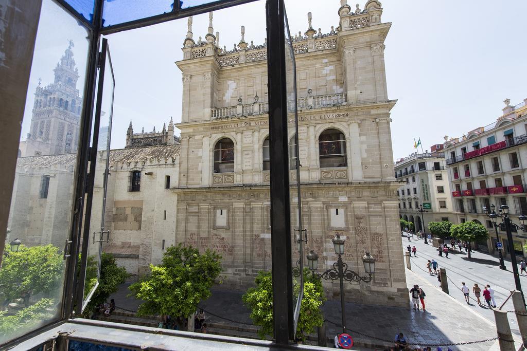 Apartamento Living By Cathedral Sevilla Kültér fotó