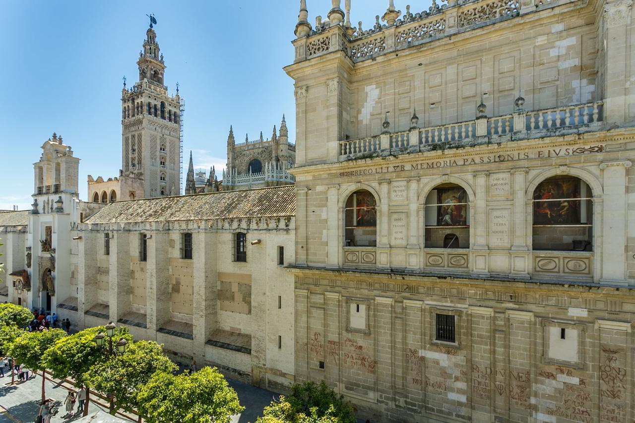 Apartamento Living By Cathedral Sevilla Kültér fotó